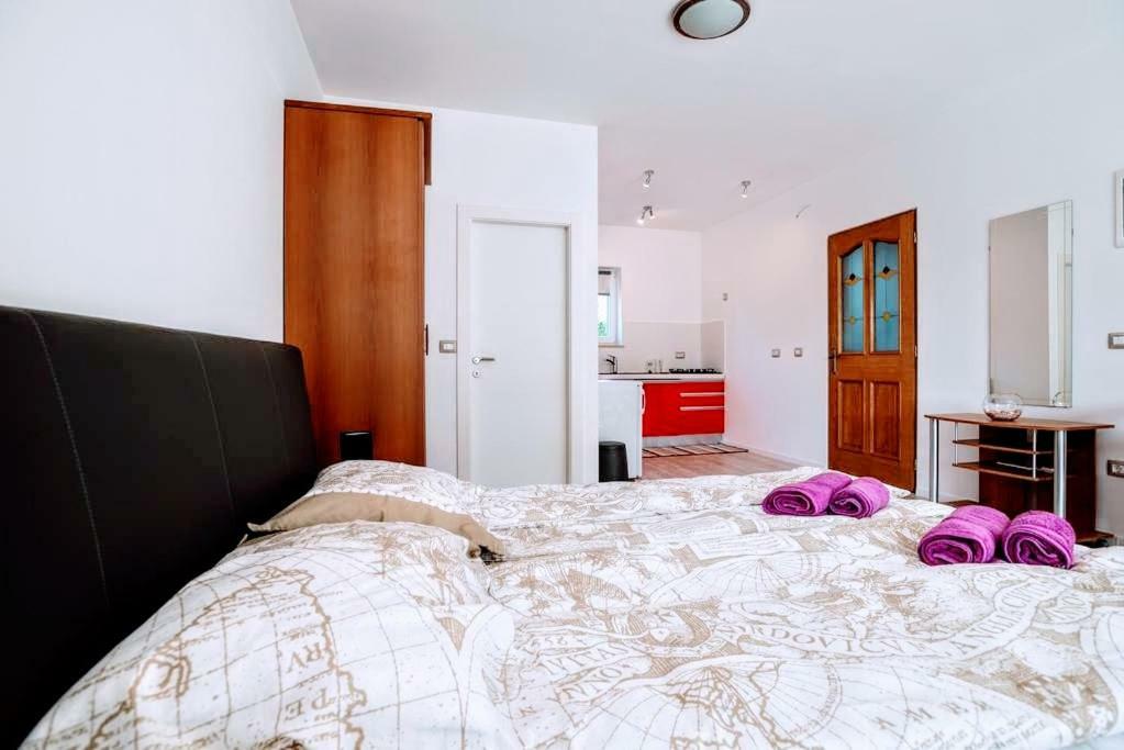 Holiday Apartments Mediterraneo Funtana Extérieur photo