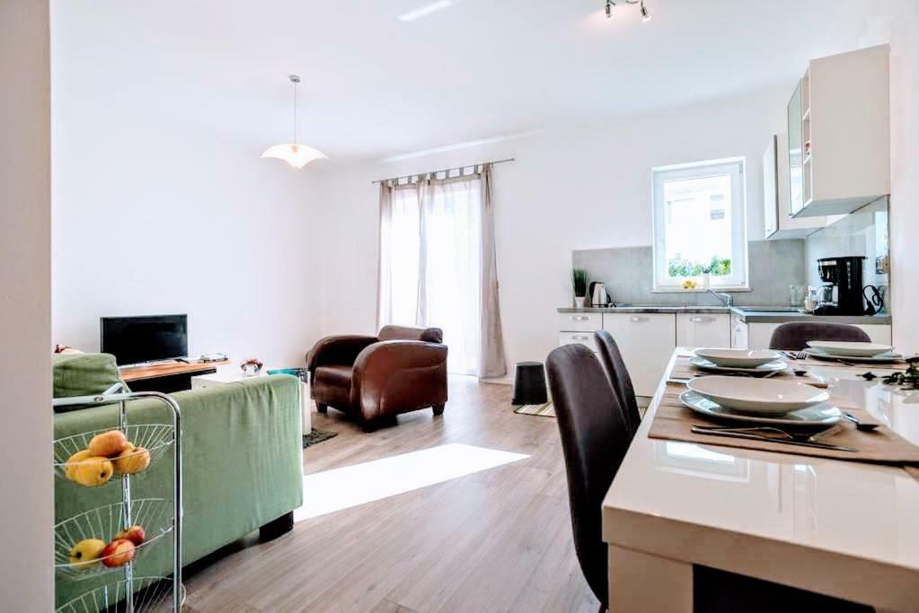 Holiday Apartments Mediterraneo Funtana Extérieur photo